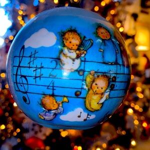 Musical‎ Angels Ornament